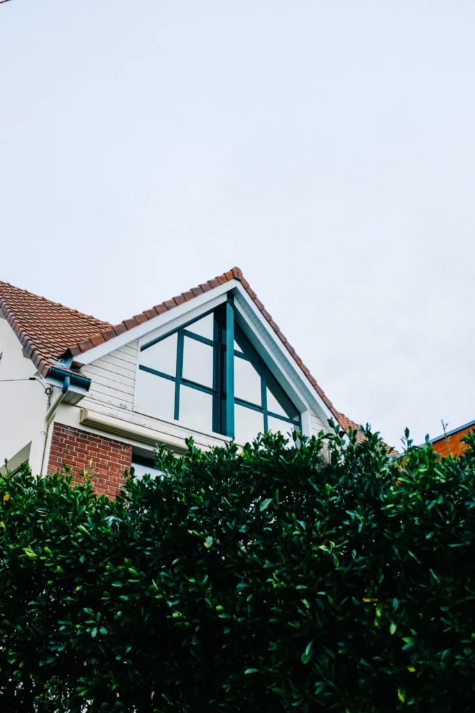 suburban-gable-home-window-tinting-medley-fl